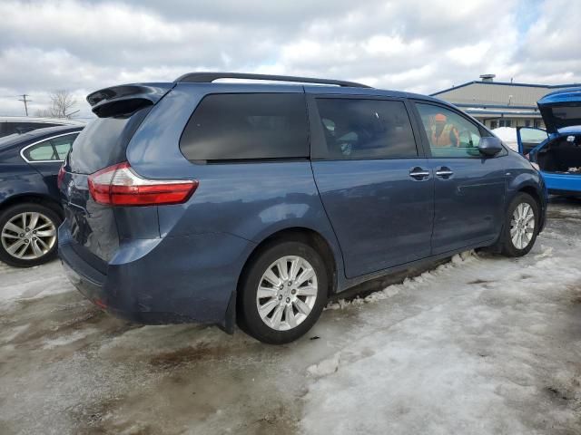 2016 Toyota Sienna XLE