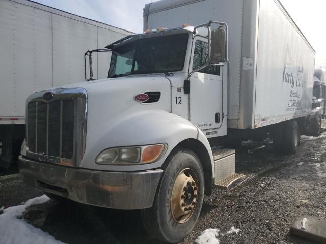 2005 Peterbilt 335