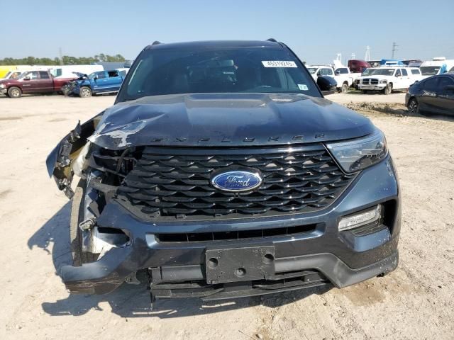 2022 Ford Explorer ST-Line