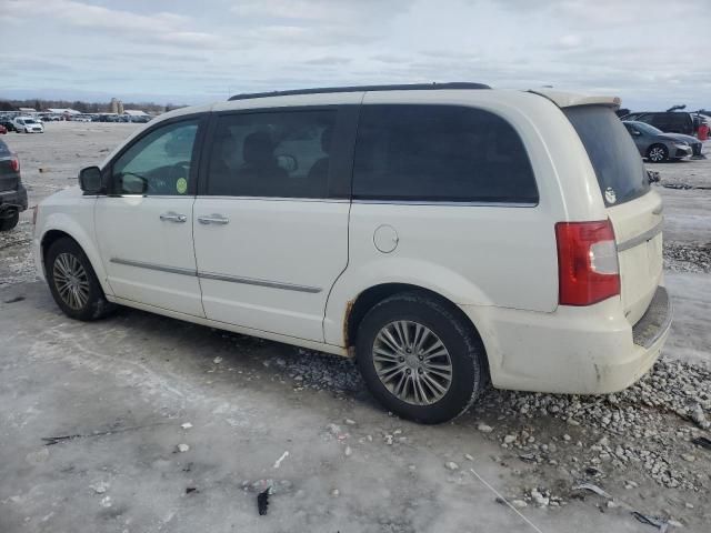 2013 Chrysler Town & Country Touring L