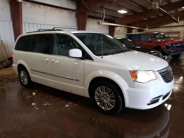 2015 Chrysler Town & Country Touring L