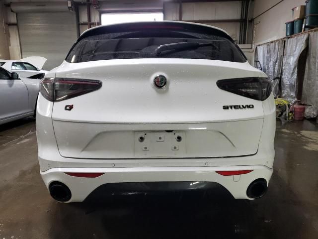 2021 Alfa Romeo Stelvio TI