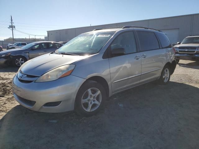 2007 Toyota Sienna CE