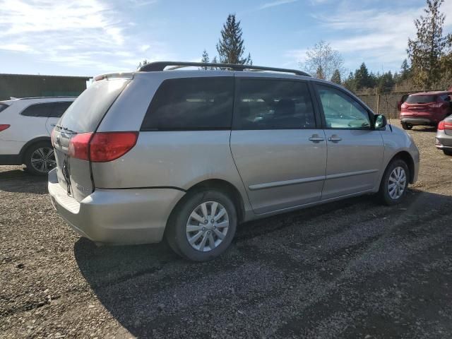 2009 Toyota Sienna CE