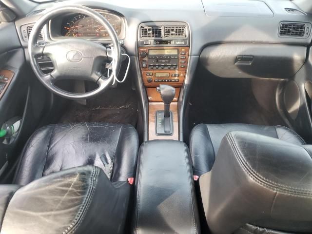 2000 Lexus ES 300