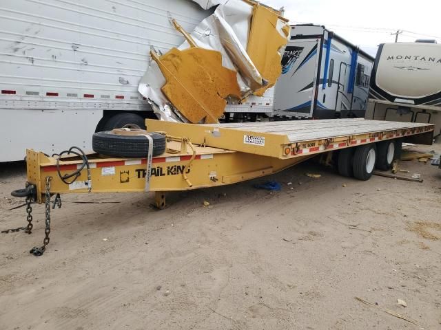 2003 Trail King Trailer