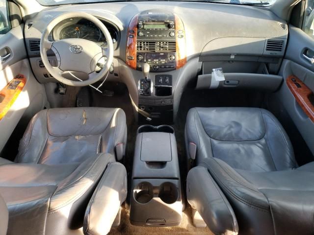 2006 Toyota Sienna XLE