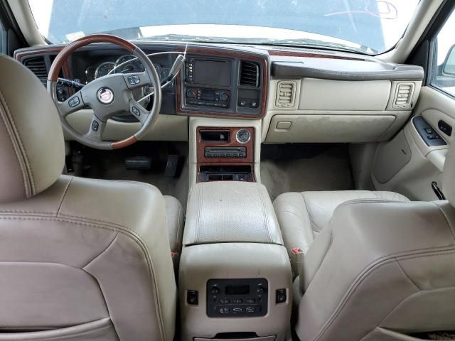 2005 Cadillac Escalade Luxury