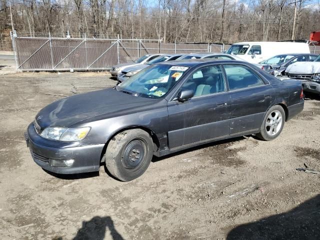 2000 Lexus ES 300