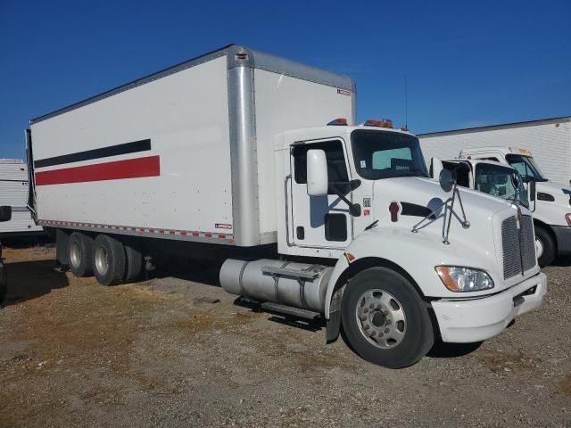 2020 Kenworth Construction T370