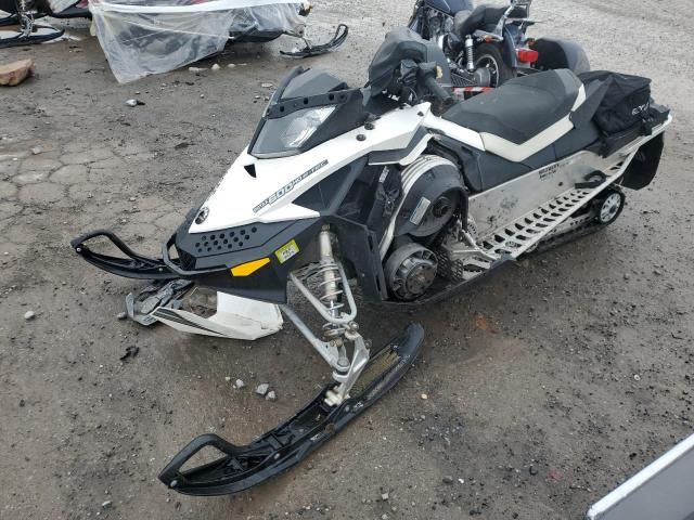 2010 Skidoo 2010 Skidoo 600