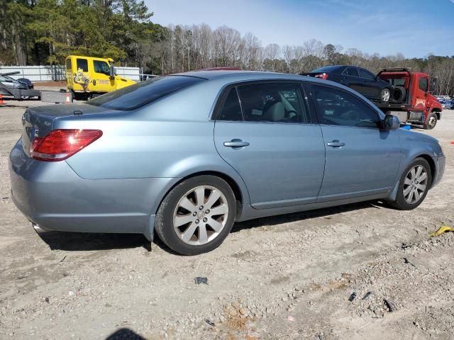 2005 Toyota Avalon XL