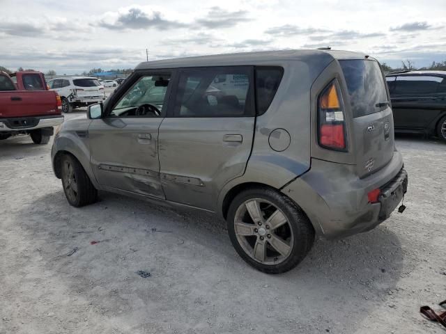 2010 KIA Soul +