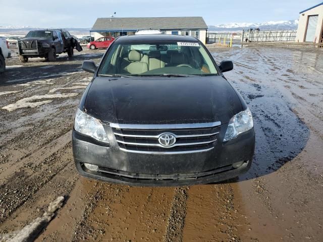 2005 Toyota Avalon XL