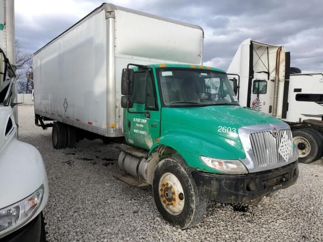 2002 International 4000 4300