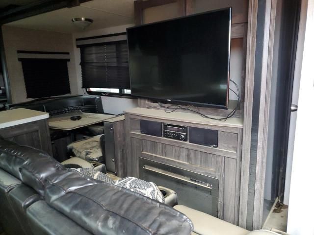 2019 Camper 5th Wheel