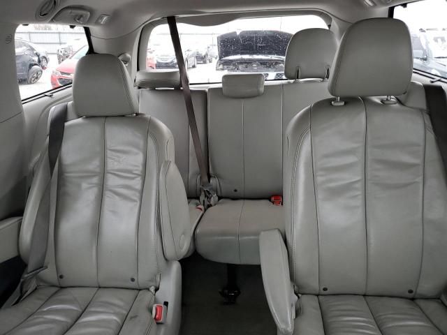 2012 Toyota Sienna XLE