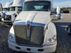 2014 Kenworth Construction T680