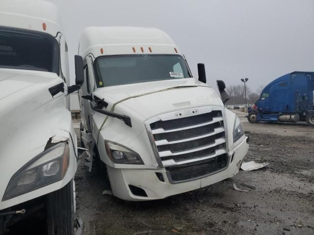 2022 Freightliner Cascadia 126