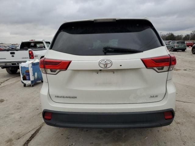 2019 Toyota Highlander SE