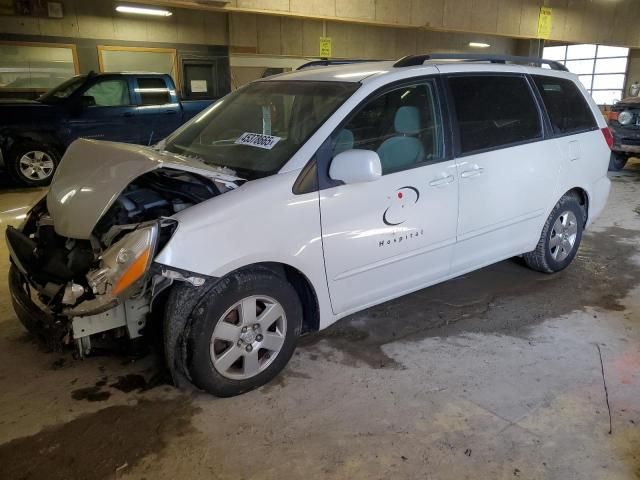 2008 Toyota Sienna XLE