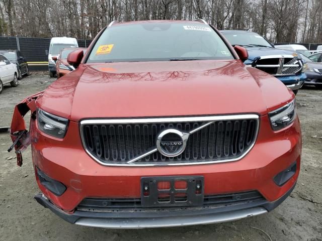 2019 Volvo XC40 T5 Momentum