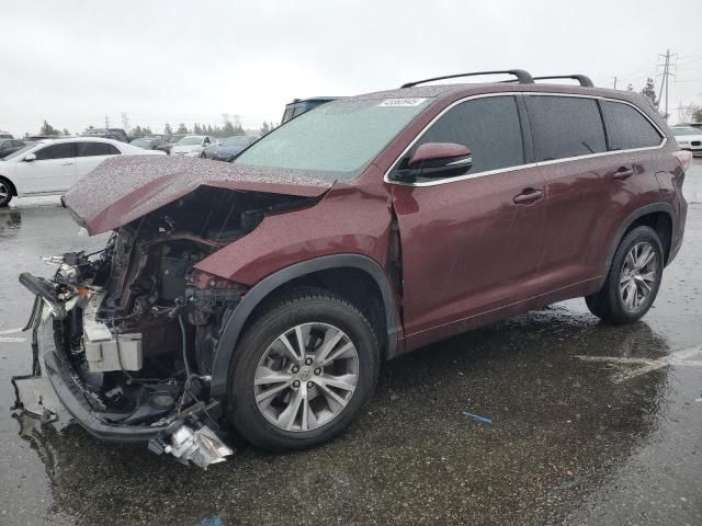 2014 Toyota Highlander LE