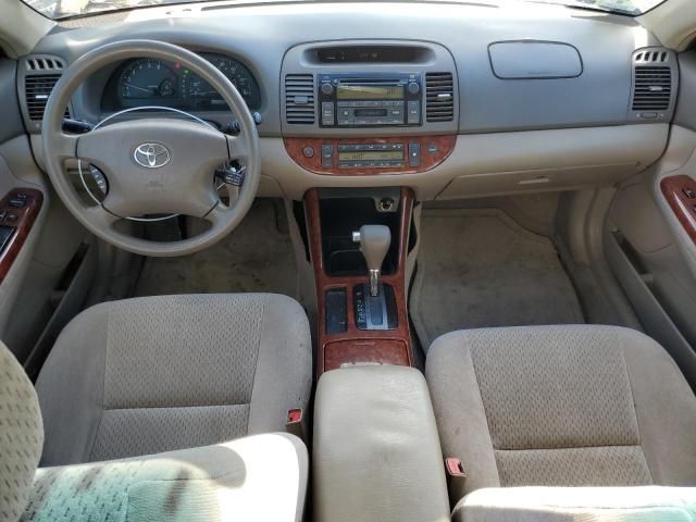 2002 Toyota Camry LE