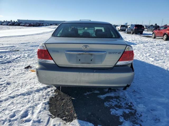 2005 Toyota Camry LE