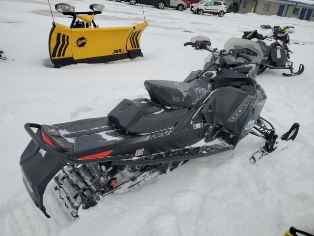 2019 Skidoo 2019 Skidoo Snowmobile