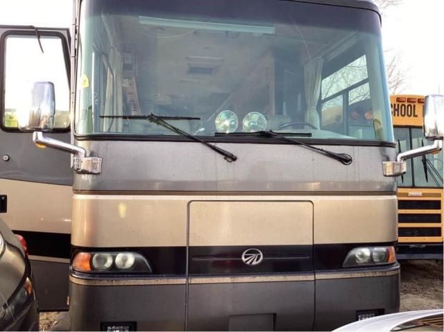 2001 Monon 45x96 2001 Roadmaster Rail Executive Signature