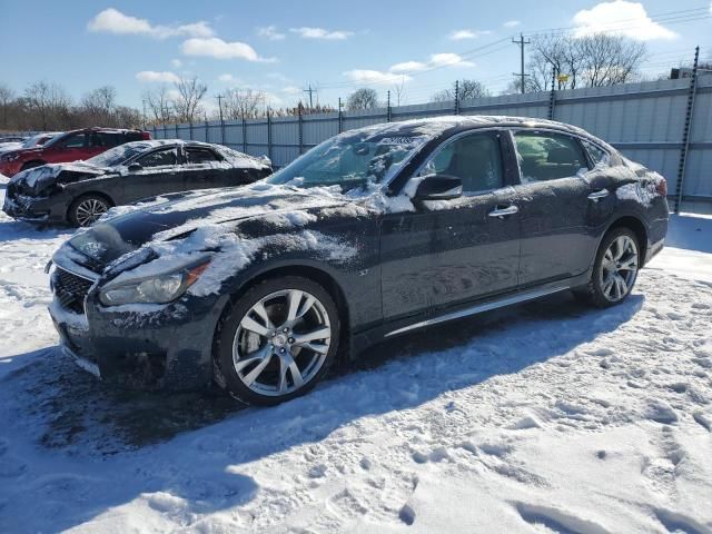 2017 Infiniti Q70 3.7