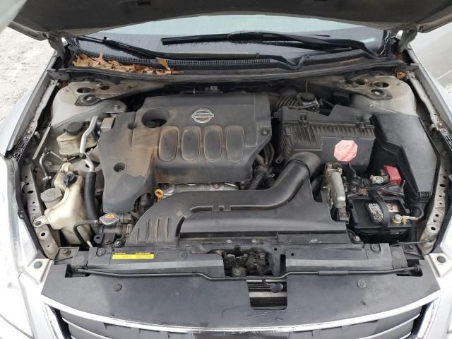 2010 Nissan Altima Base