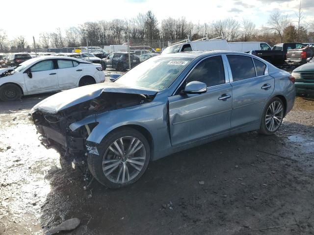 2018 Infiniti Q50 Hybrid Luxe