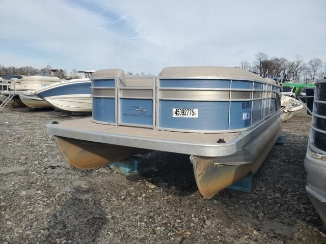 2018 Bennington Marine Boat