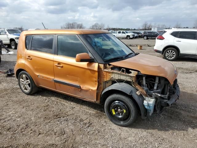 2011 KIA Soul +