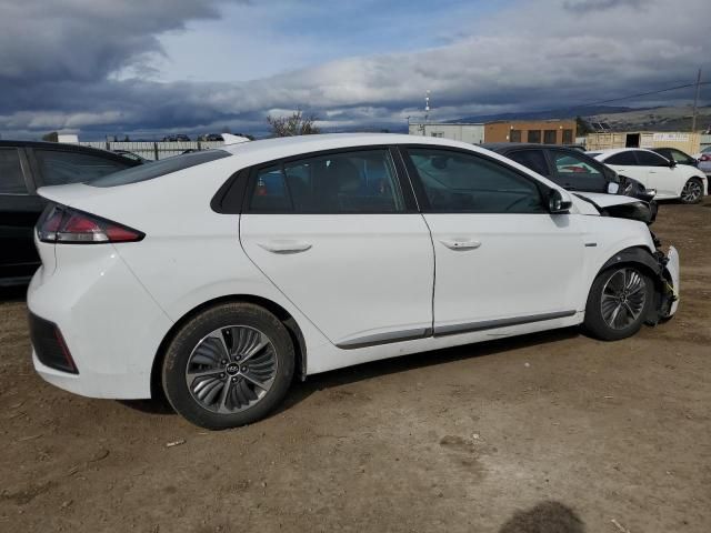 2020 Hyundai Ioniq SE