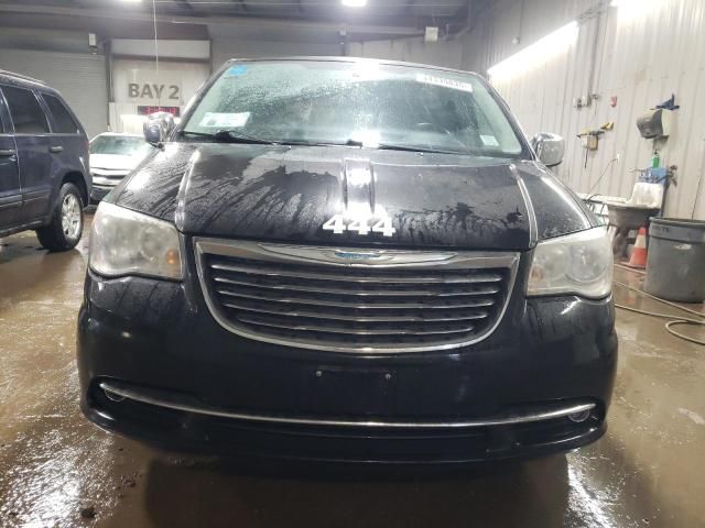 2012 Chrysler Town & Country Touring L