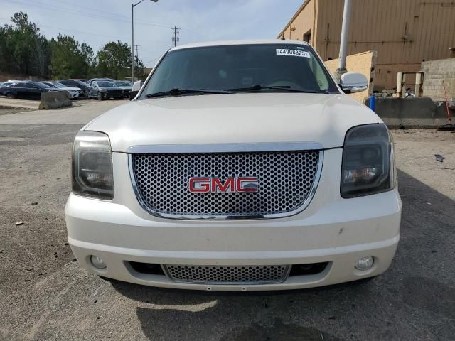 2013 GMC Yukon XL C1500 SLT