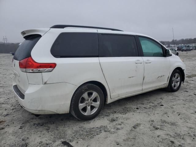 2011 Toyota Sienna LE