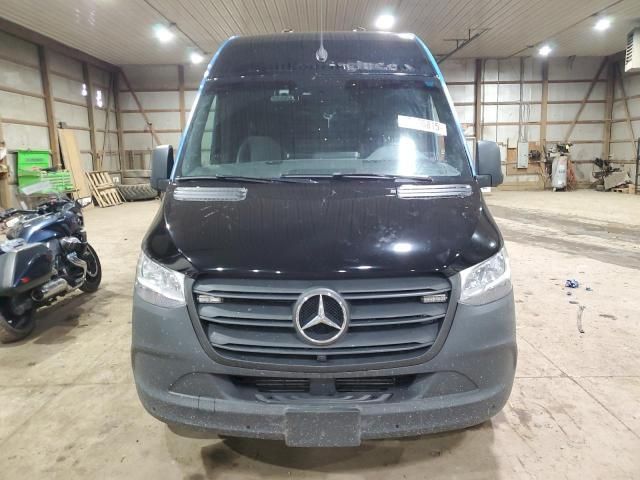 2021 Mercedes-Benz Sprinter 2500