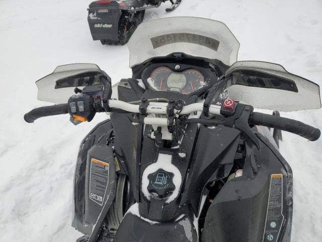 2019 Skidoo 2019 Skidoo Snowmobile