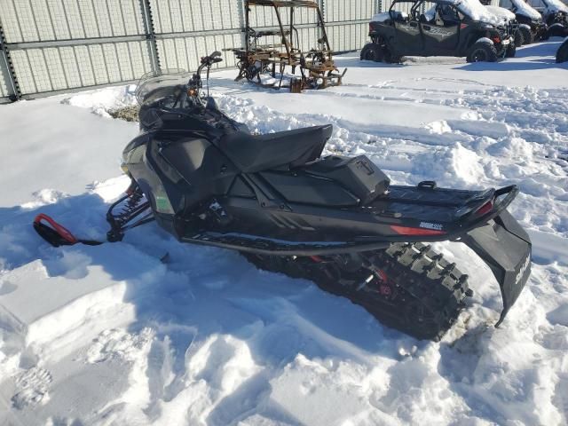 2022 Arctic Cat Snowmobile