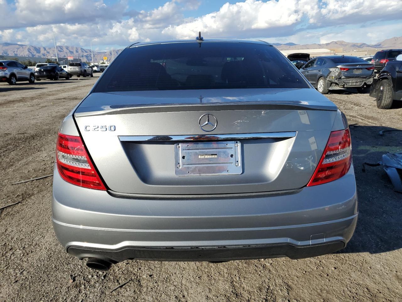 2014 Mercedes-Benz C 250