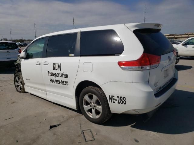 2011 Toyota Sienna LE