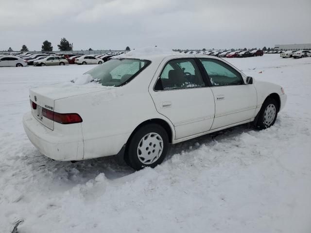 1999 Toyota Camry LE