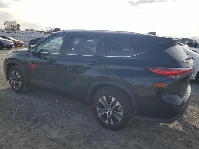 2021 Toyota Highlander XLE