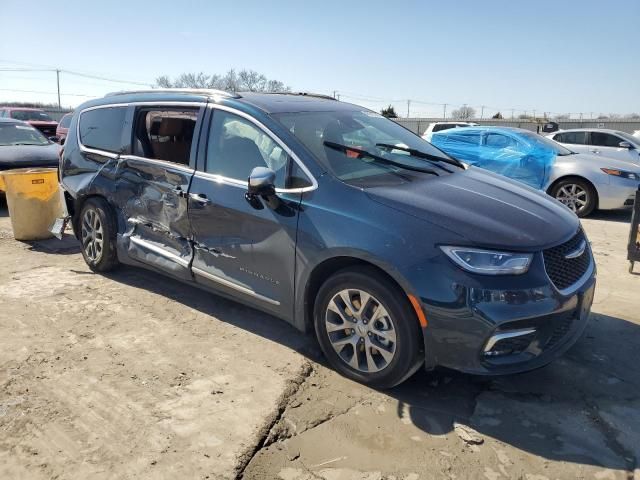 2022 Chrysler Pacifica Hybrid Pinnacle