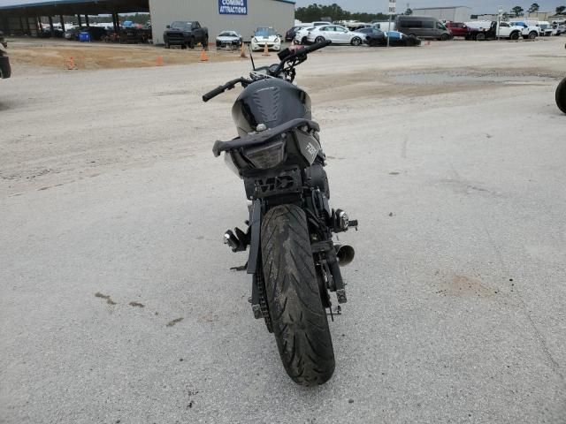 2009 Yamaha FZ6 R
