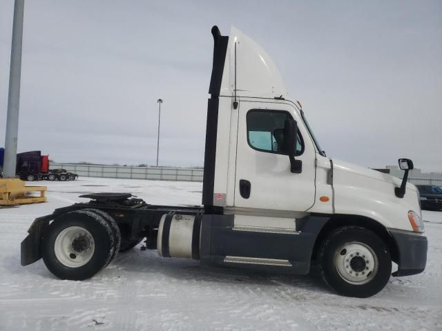 2016 Freightliner Cascadia 125